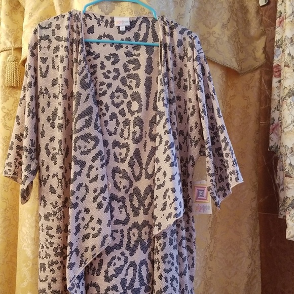 LuLaRoe Sweaters - Lularoe Shirley